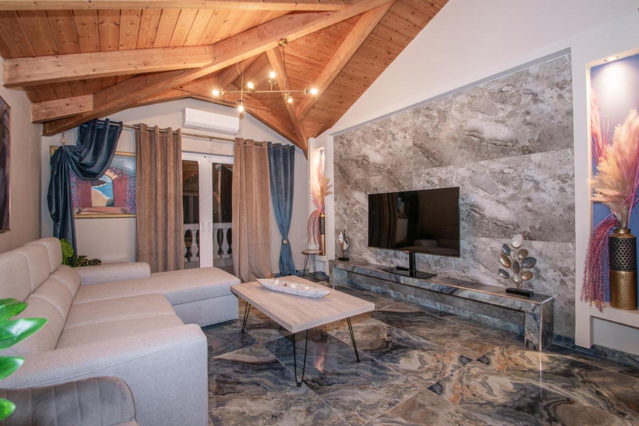 Casa Di Voz Shared Villa Studios By "Elite" Gaitani Esterno foto